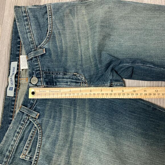 Vintage Y2K Gap Ultra Low Rise Bootcut Flare Distressed Jeans Size 8 Long - Picture 3 of 7